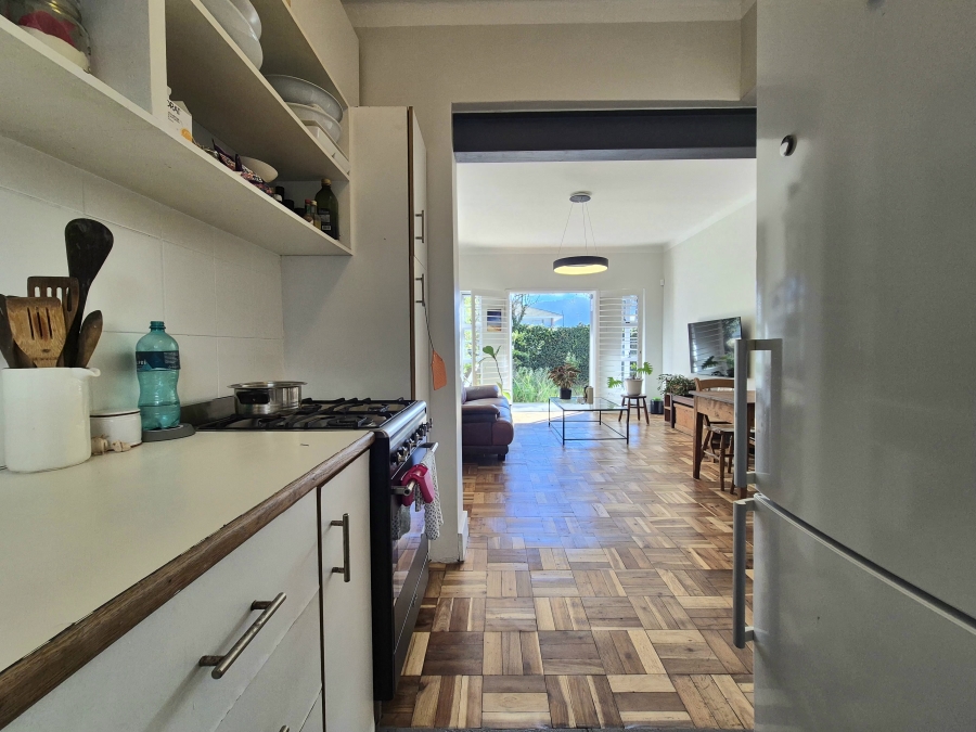 2 Bedroom Property for Sale in Claremont Western Cape